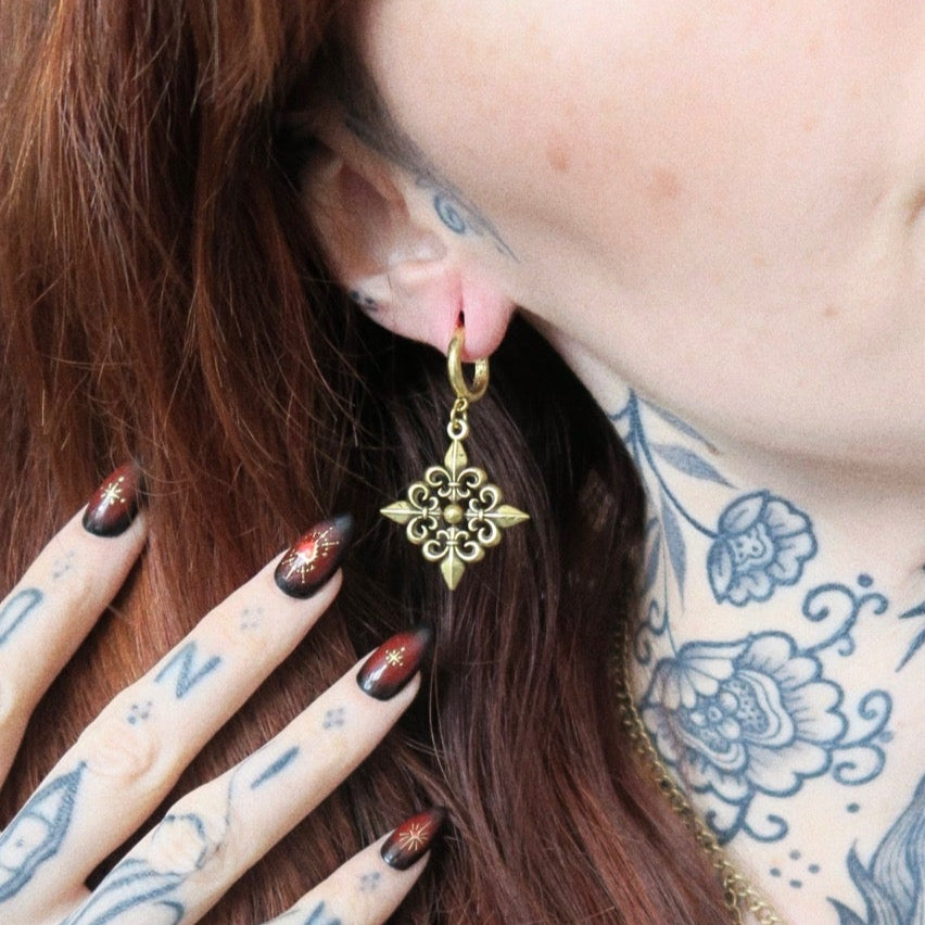 FLEUR-DE-LIS ELEGANCE EARRINGS
