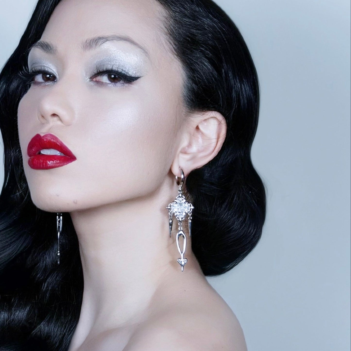 GOTHIC BLOOM EARRINGS