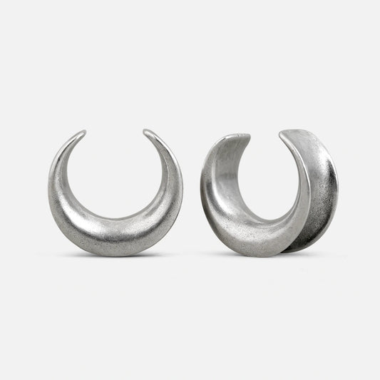 LUNAR ECLIPSE TUNNELS
