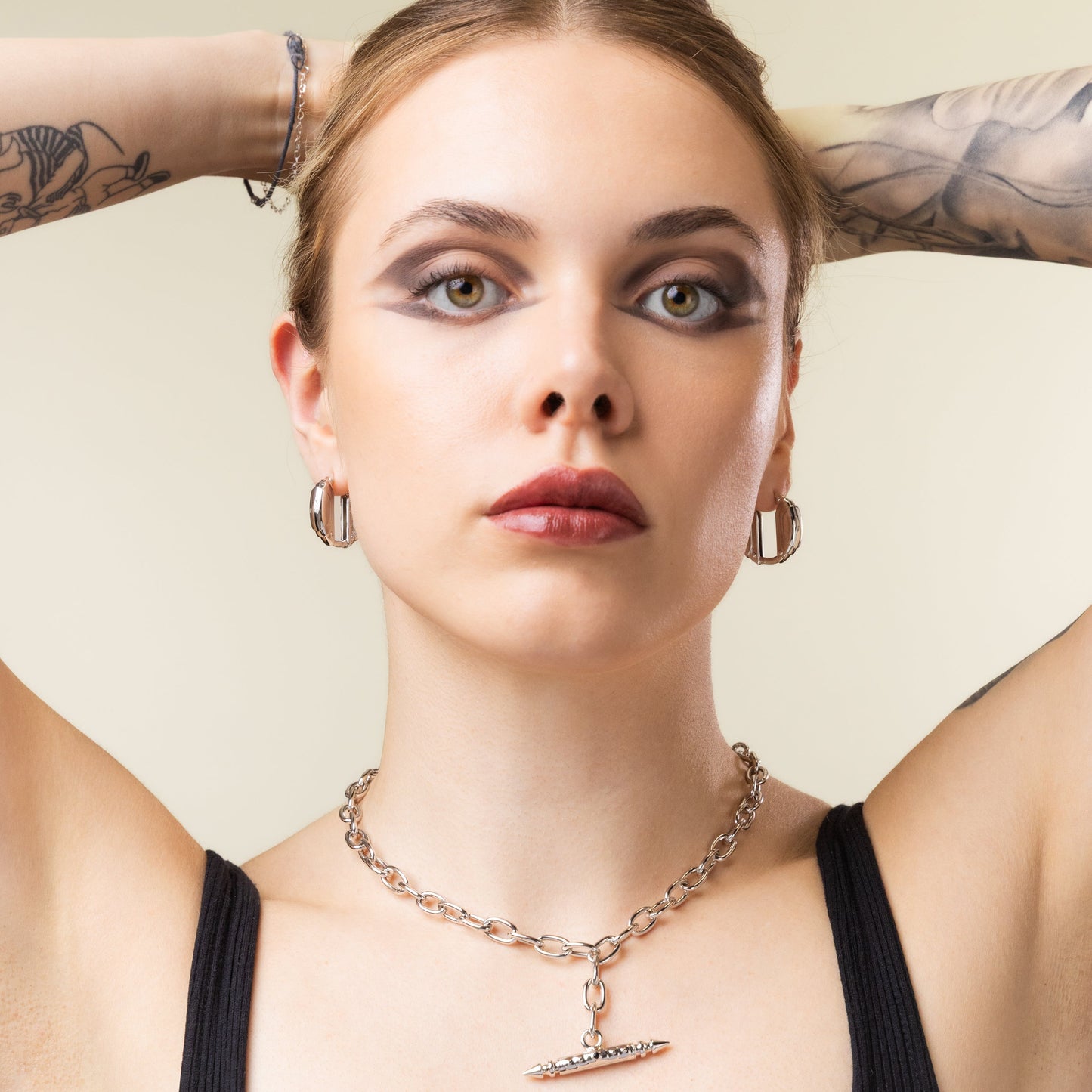 LAMINAR GUARD HOOP EARRINGS